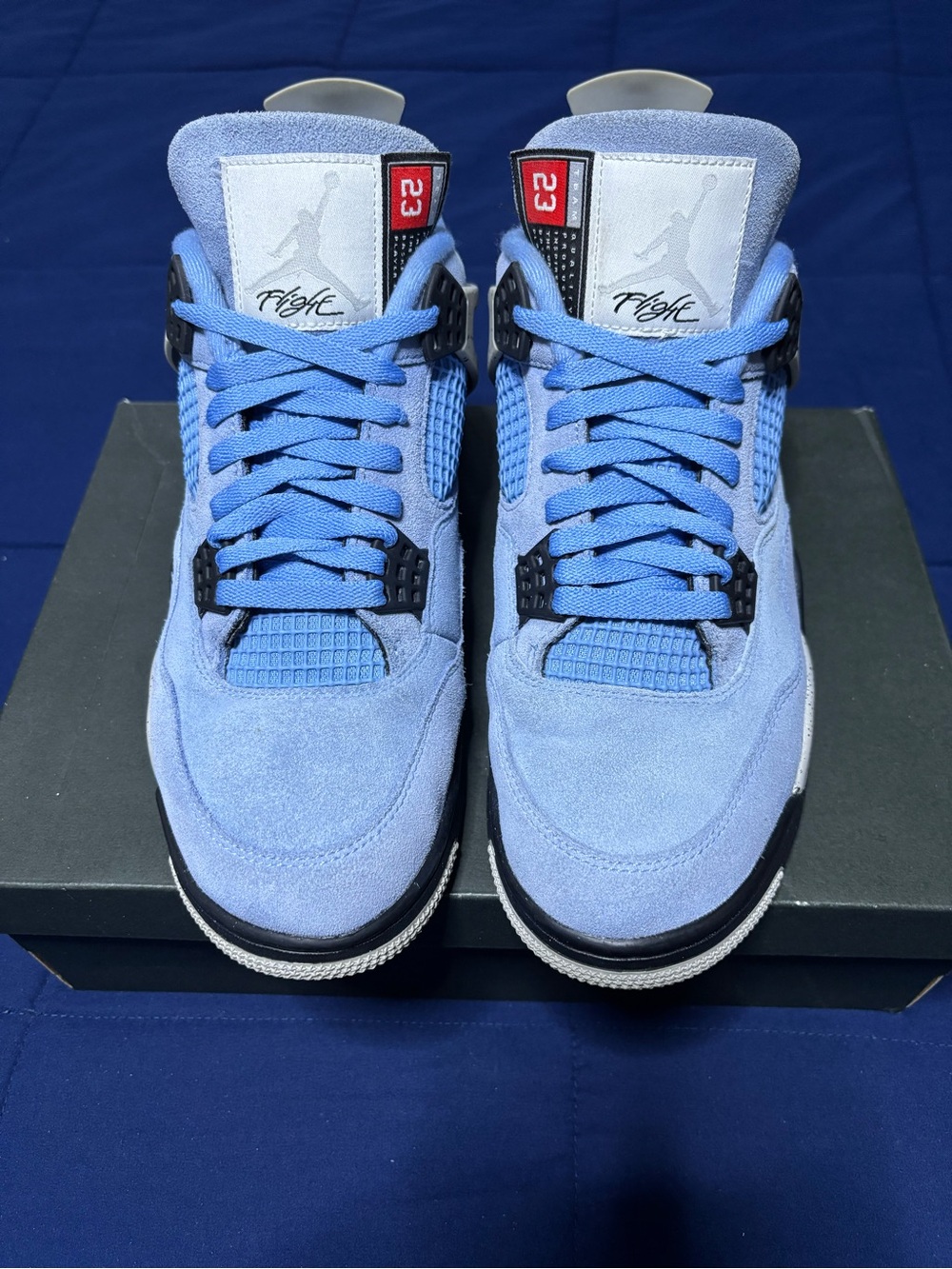 Jordan 4 Retro University Blue 2021 Size 11